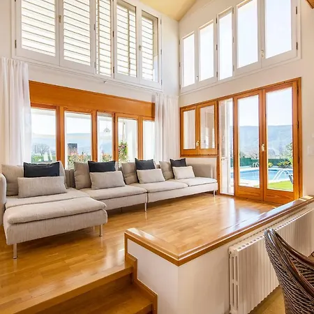 Casa Mirestany- Wonderful House With Amazing Views Banyoles