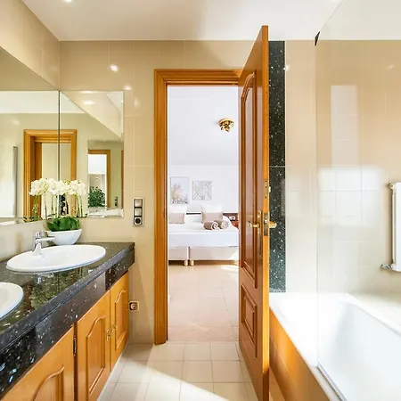 Casa Mirestany- Wonderful House With Amazing Views * Banyoles