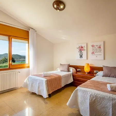 Casa Mirestany- Wonderful House With Amazing Views Banyoles