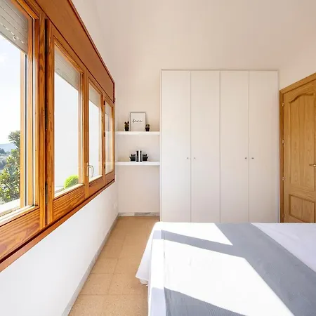 Casa Mirestany- Wonderful House With Amazing Views بيت للعطل *