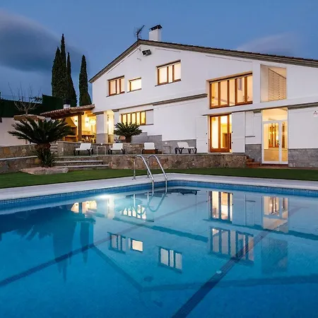 Casa Mirestany- Wonderful House With Amazing Views Holiday home *